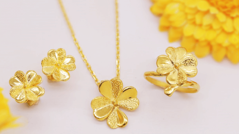 APP MOBILE THIẾT KẾ TRANG SỨC: SÁNG TẠO & ĐỘC BẢN